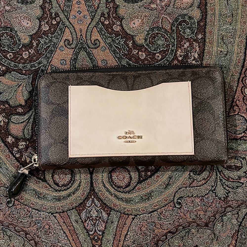 Coach wallet